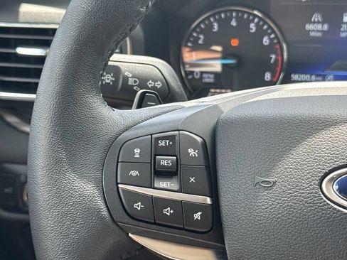 Used 2020 Ford Explorer Limited RWD image 25