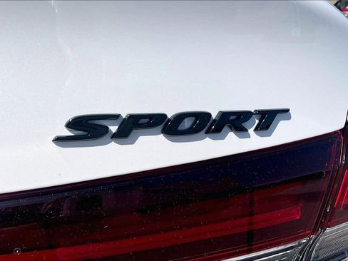 New 2026 Honda Civic Sport image 9