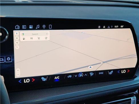 New 2026 Chevrolet Traverse LT image 15