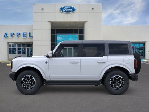 New 2025 Ford Bronco Outer Banks image 4