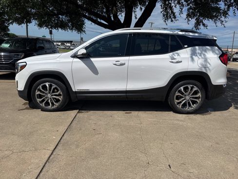 Used 2020 GMC Terrain SLT w/ Preferred Package FWD image 8
