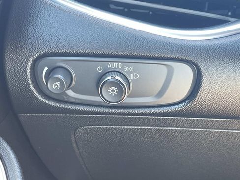 Used 2023 Chevrolet Malibu LT FWD image 29