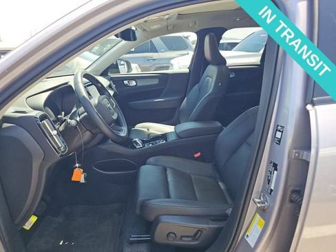 Used 2026 Volvo XC40 B5 Plus AWD/4WD image 2