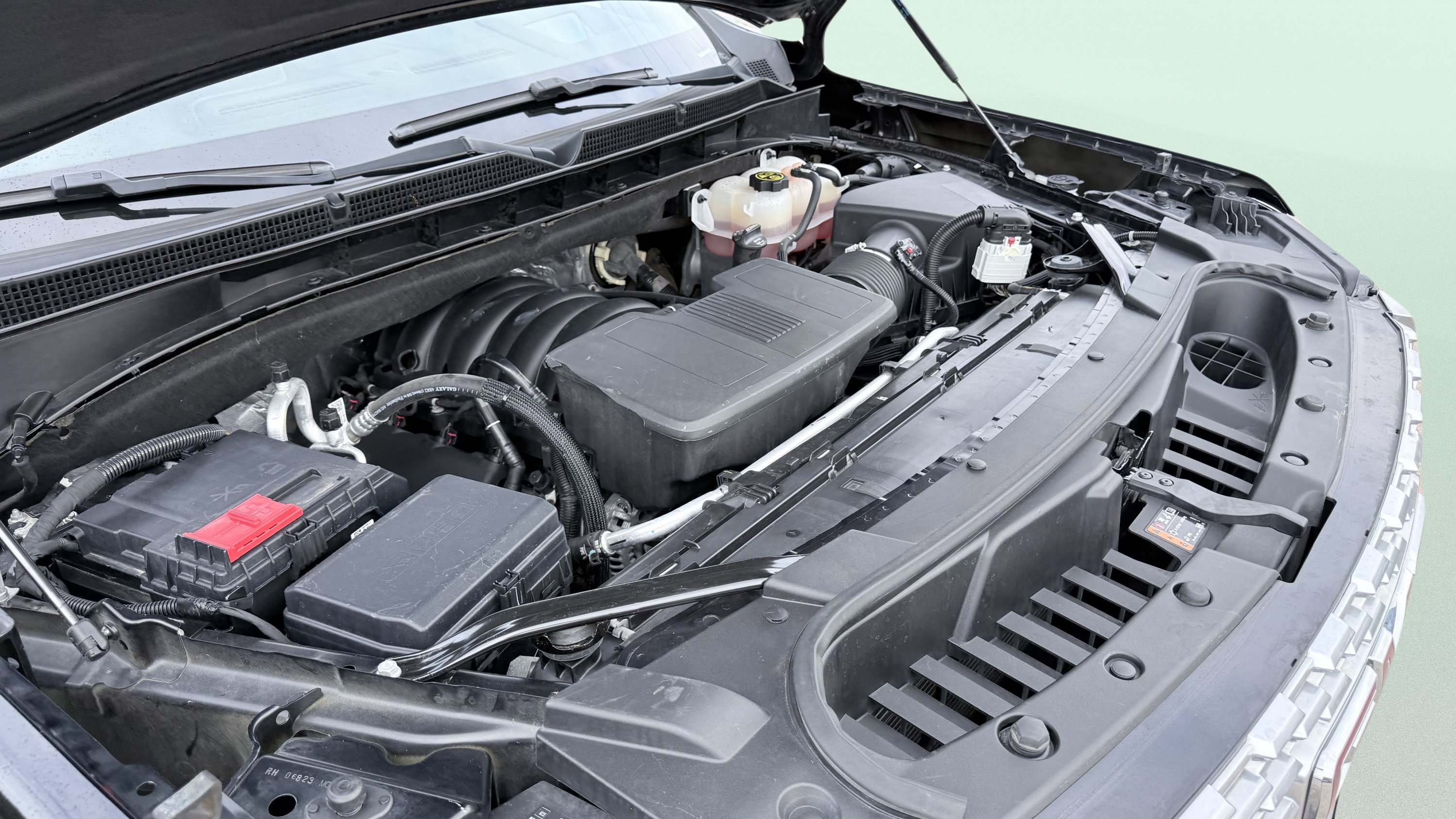 Used 2023 GMC Yukon Denali RWD image 14