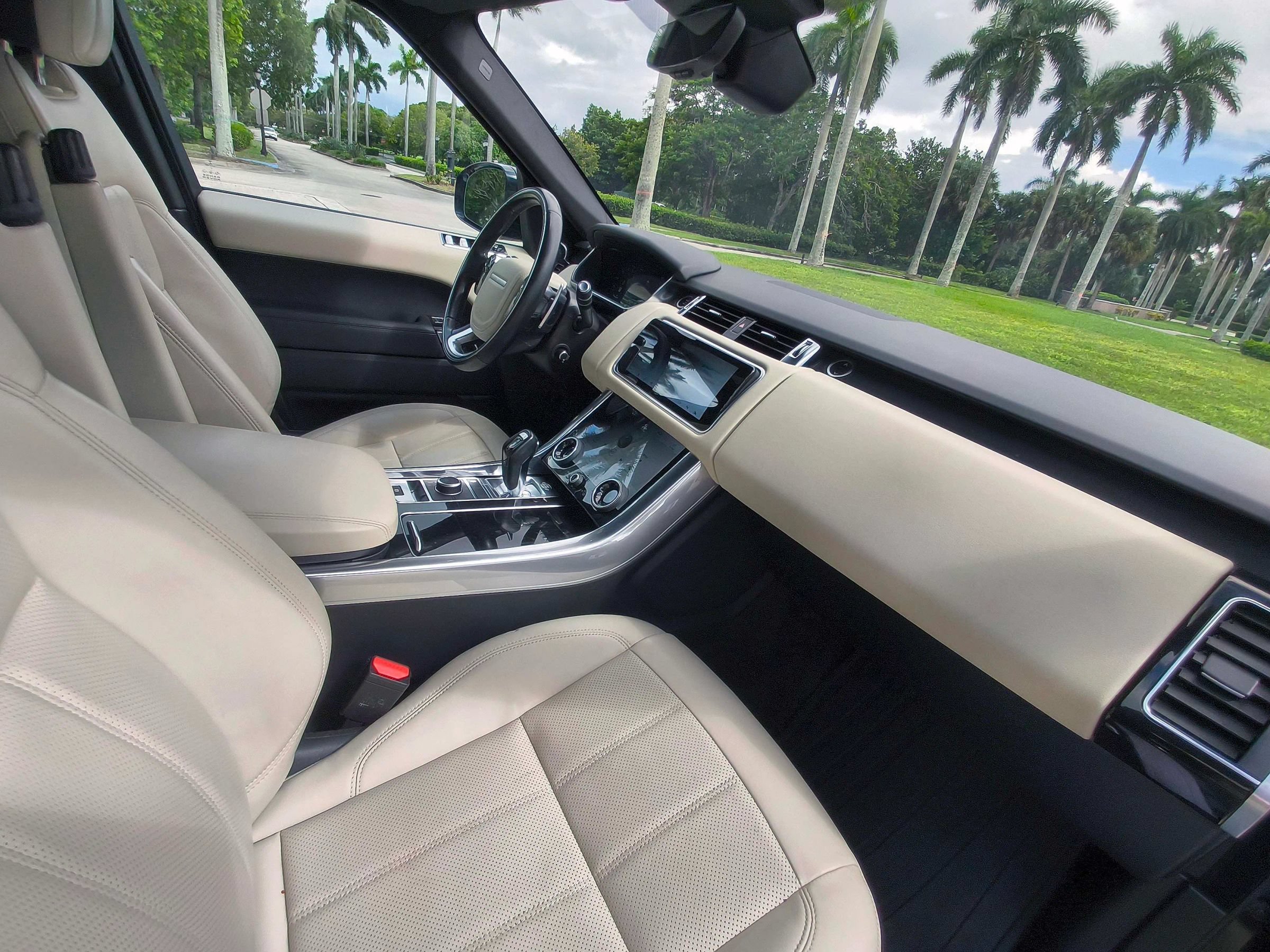 Used 2021 Land Rover Range Rover Sport HSE Silver Edition AWD/4WD image 45