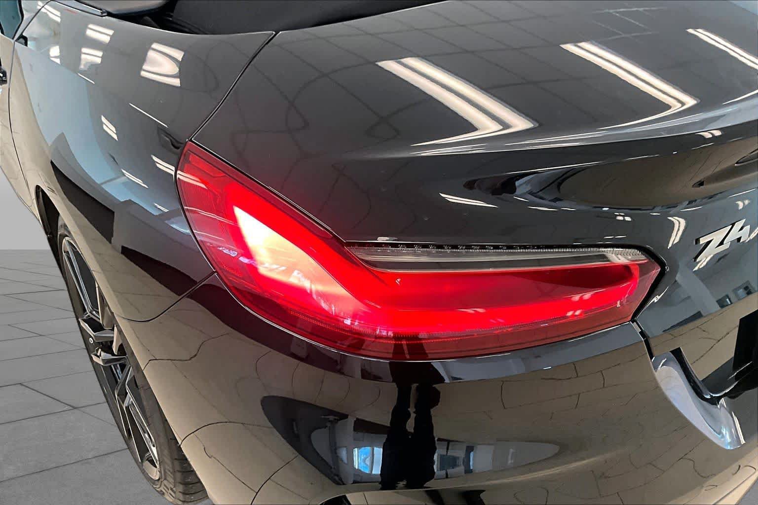 Used 2022 BMW Z4 M40i w/ Premium Package RWD image 24