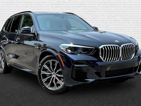 Used 2023 BMW X5 xDrive45e w/ M Sport Package AWD/4WD image 3