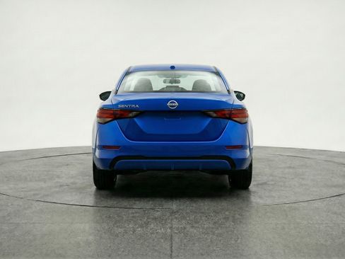 Used 2025 Nissan Sentra SV image 7