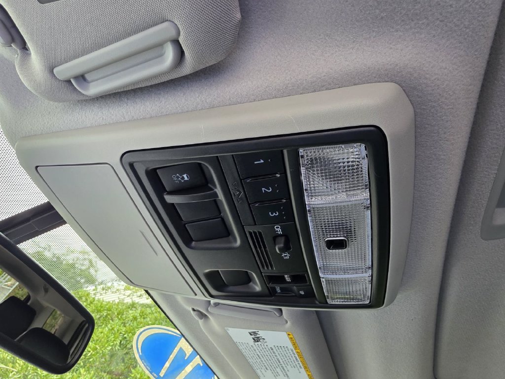 Used 2017 Toyota 4Runner SR5 Premium RWD image 26