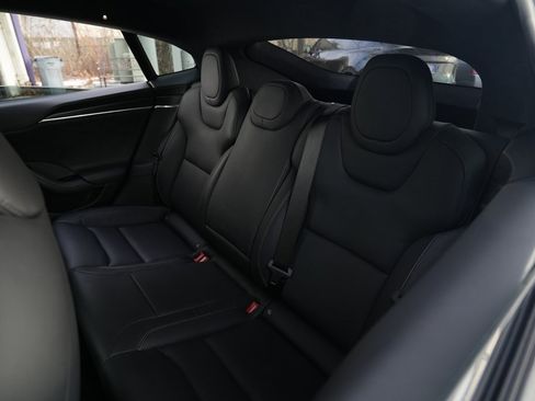 Used 2022 Tesla Model S Plaid image 21