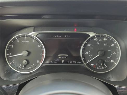 Used 2024 Nissan Pathfinder SV AWD/4WD image 12