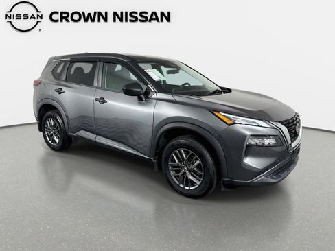 Certified 2021 Nissan Rogue S FWD image 4
