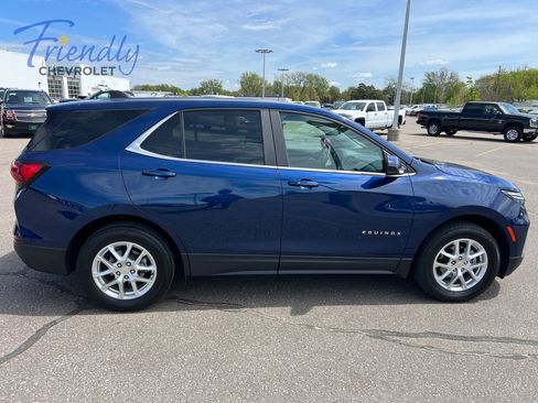 Used 2022 Chevrolet Equinox LT AWD/4WD image 8
