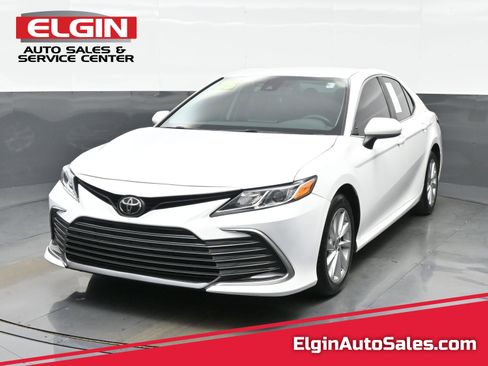Used 2023 Toyota Camry LE FWD image 1