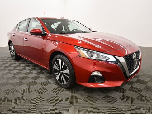 Used 2020 Nissan Altima 2.5 SV image 10