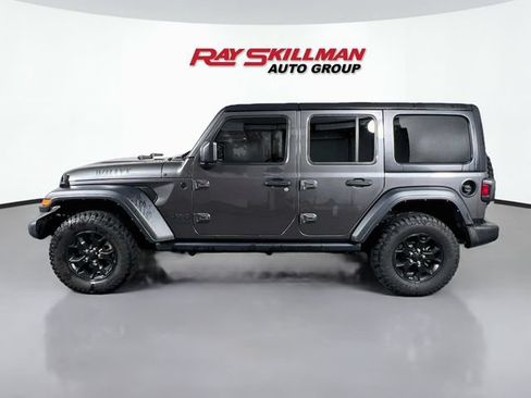 Used 2022 Jeep Wrangler Unlimited Sport AWD/4WD image 4