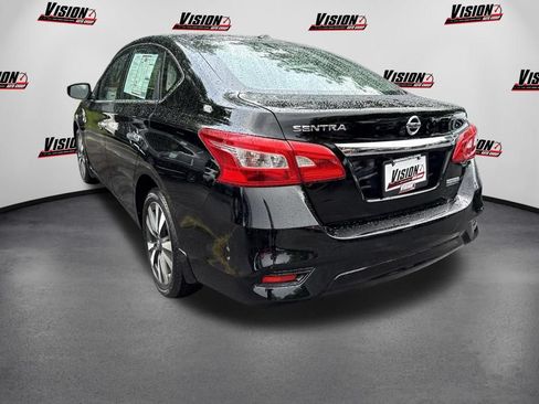 Used 2019 Nissan Sentra SV w/ Special Edition Package FWD image 7