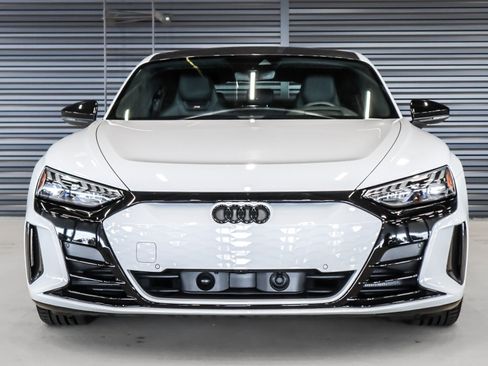 Used 2024 Audi RS e-tron GT w/ Carbon Performance Package image 10