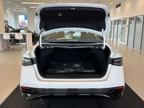 New 2026 Nissan Sentra SR w/ SR Premium Package image 9