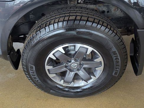 Used 2019 Nissan Frontier PRO-4X AWD/4WD image 25