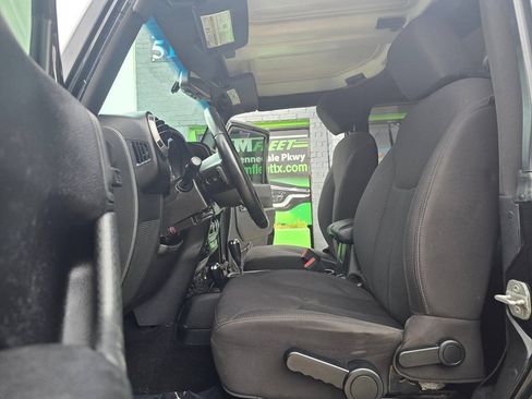 Used 2014 Jeep Wrangler Sport w/ Quick Order Package 24S AWD/4WD image 16