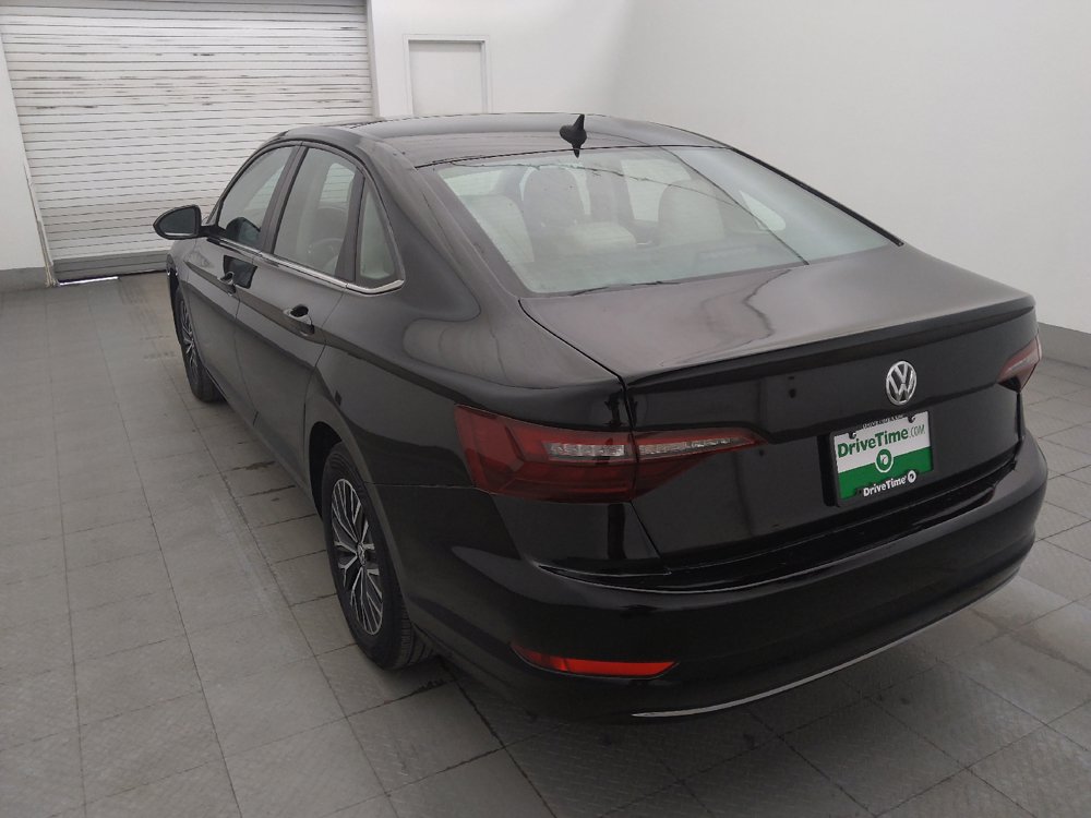 Used 2020 Volkswagen Jetta SE w/ SE Cold Weather Package FWD image 5