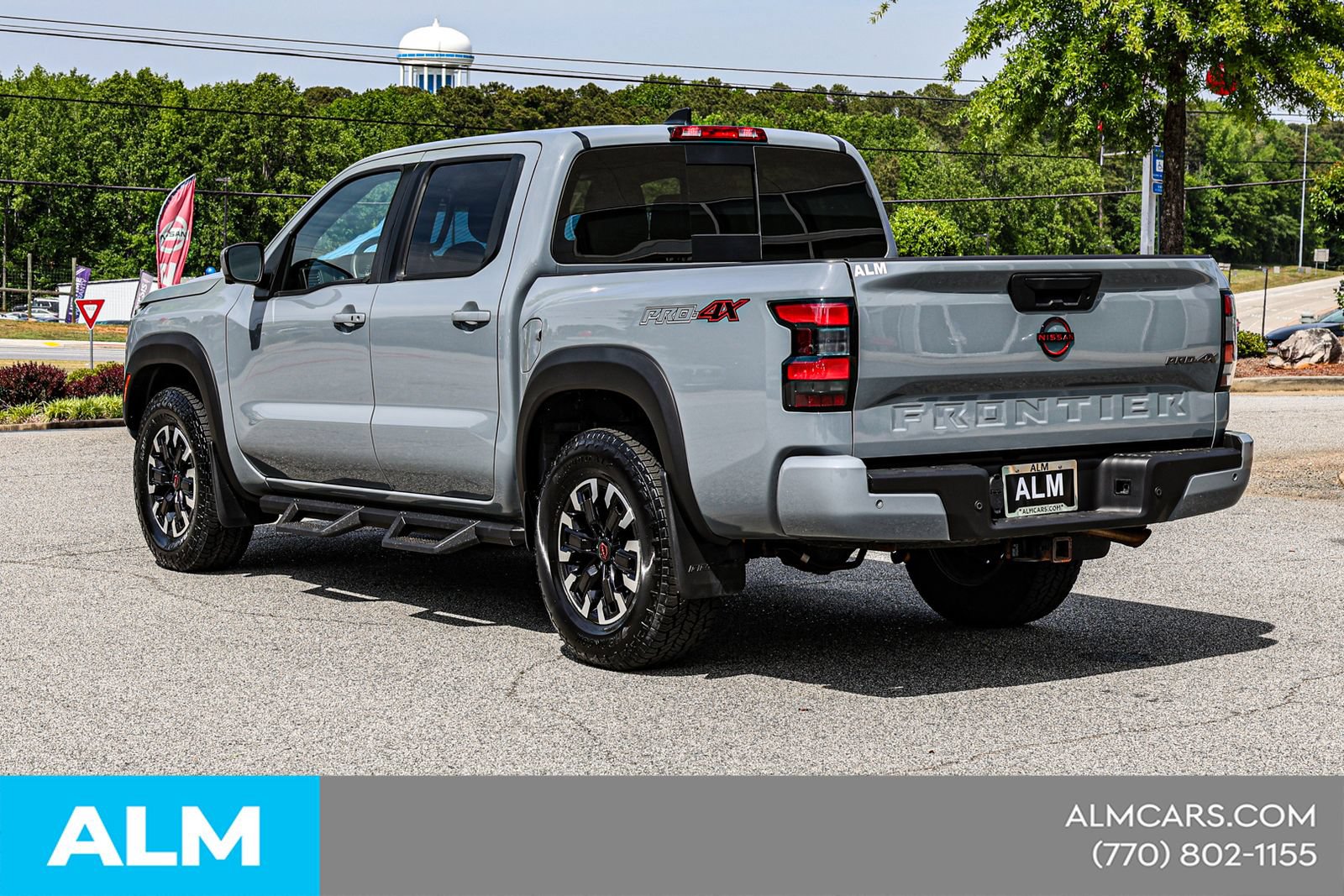 Used 2023 Nissan Frontier PRO-4X w/ Pro Convenience Package AWD/4WD image 8