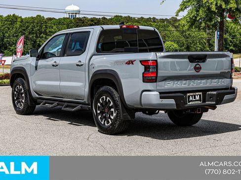 Used 2023 Nissan Frontier PRO-4X w/ Pro Convenience Package AWD/4WD image 8
