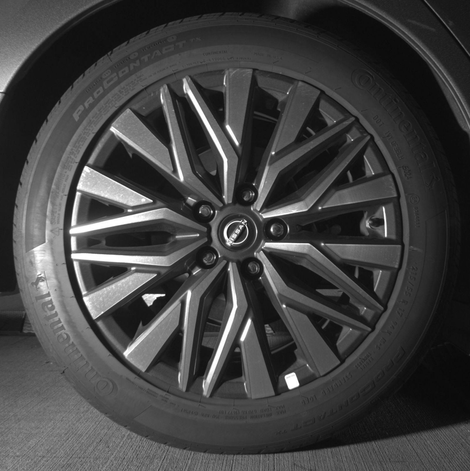 Used 2025 Nissan Altima 2.5 SV FWD image 26