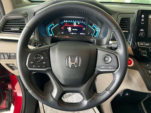 Used 2023 Honda Odyssey EX-L image 24