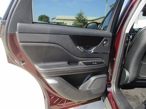 Used 2020 Lincoln Corsair Reserve w/ Elements Package image 13