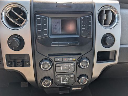 Used 2013 Ford F150 XLT w/ Mid Equipment Group AWD/4WD image 19