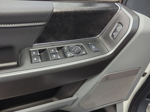 New 2025 Ford F250 XLT w/ Black Appearance Package image 13