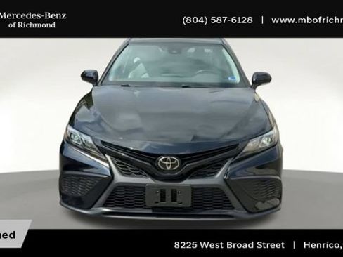 Used 2023 Toyota Camry SE w/ Cold Weather Package FWD image 5