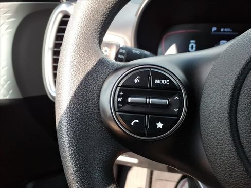 Used 2024 Kia Soul LX w/ Option Group 015 FWD image 15