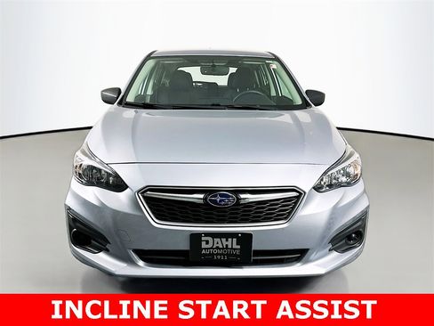 Used 2017 Subaru Impreza 2.0i image 3