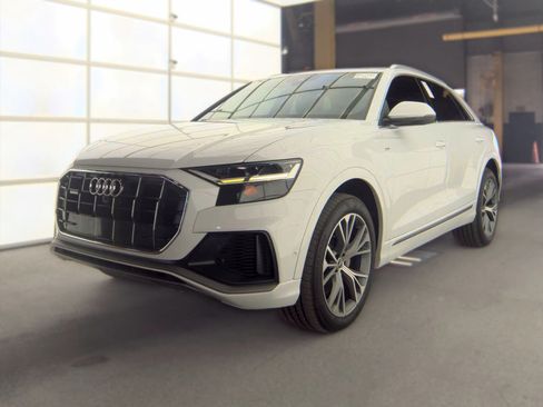Used 2021 Audi Q8 Premium Plus w/ Premium Plus Package AWD/4WD image 1