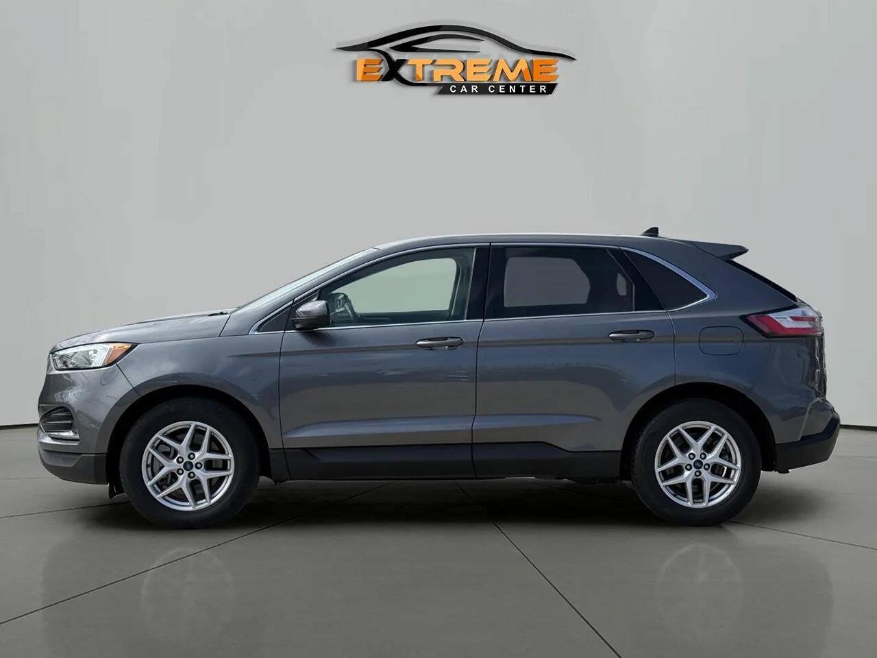 Used 2022 Ford Edge SEL AWD/4WD image 3