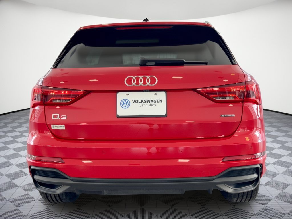 Used 2025 Audi Q3 2.0T Premium AWD/4WD image 11