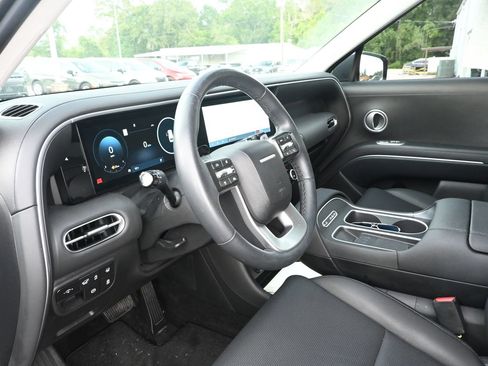 Used 2026 Hyundai Palisade SEL FWD image 12