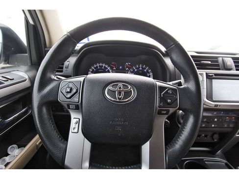 Used 2018 Toyota 4Runner Limited image 9
