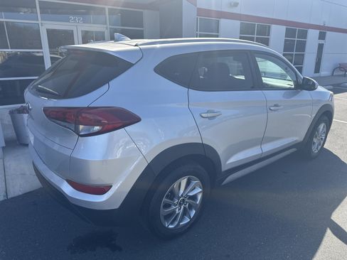Used 2018 Hyundai Tucson SEL image 8
