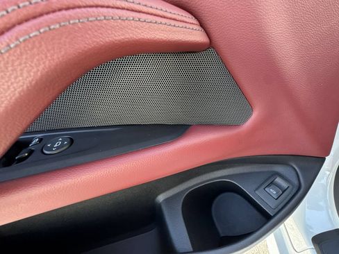 Used 2022 BMW 430i Convertible w/ M Sport Package RWD image 25