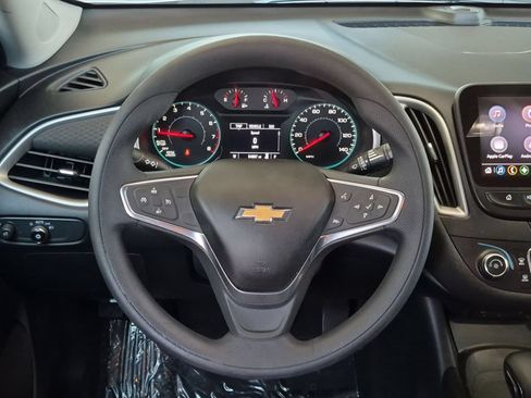 Used 2021 Chevrolet Malibu LS FWD image 13