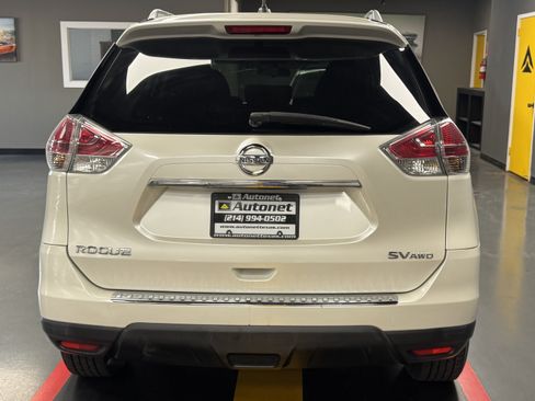 Used 2016 Nissan Rogue SV w/ SV Premium Package AWD/4WD image 5