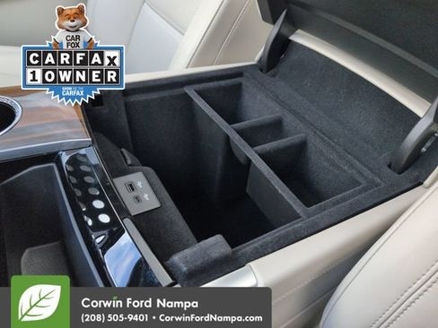 Used 2025 Cadillac Escalade ESV Sport Platinum w/ LPO, Floor Liner Package AWD/4WD image 20