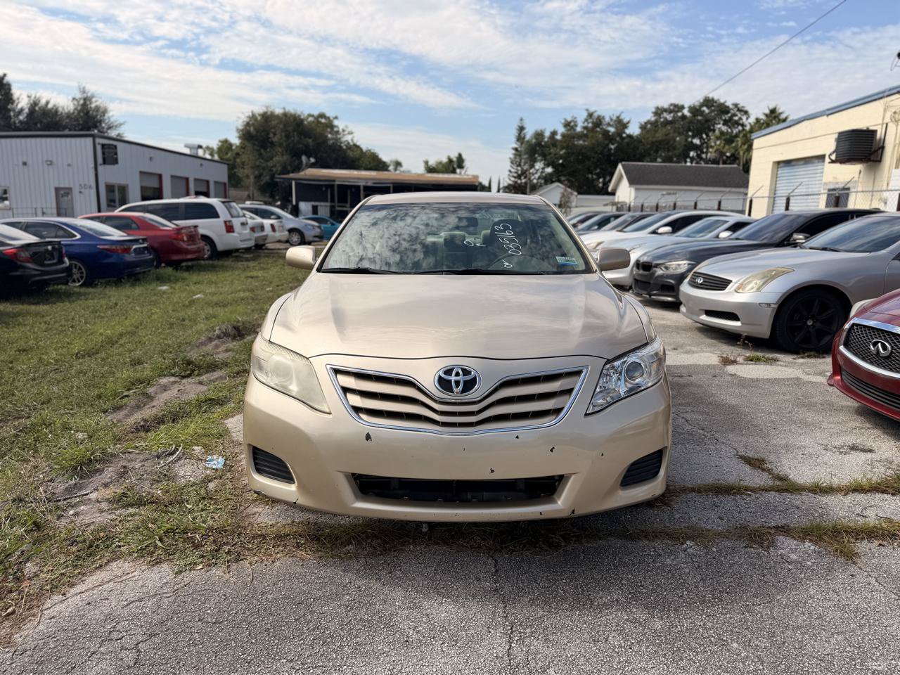 Used 2010 Toyota Camry LE FWD image 6