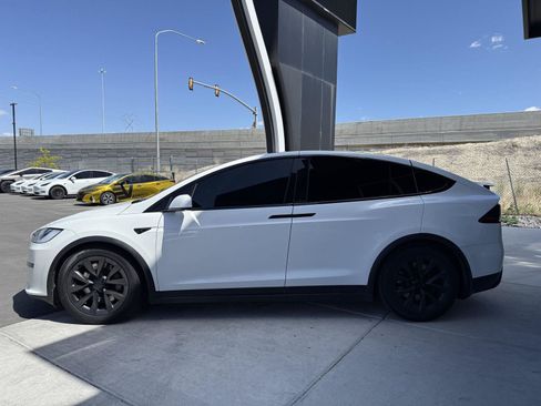 Used 2022 Tesla Model X Plaid AWD/4WD image 5