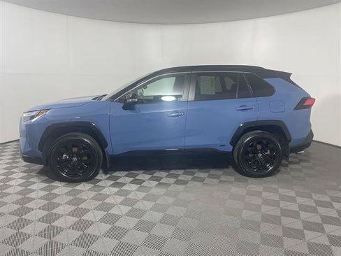 Certified 2025 Toyota RAV4 XSE w/ Advanced Technology Package AWD/4WD image 4