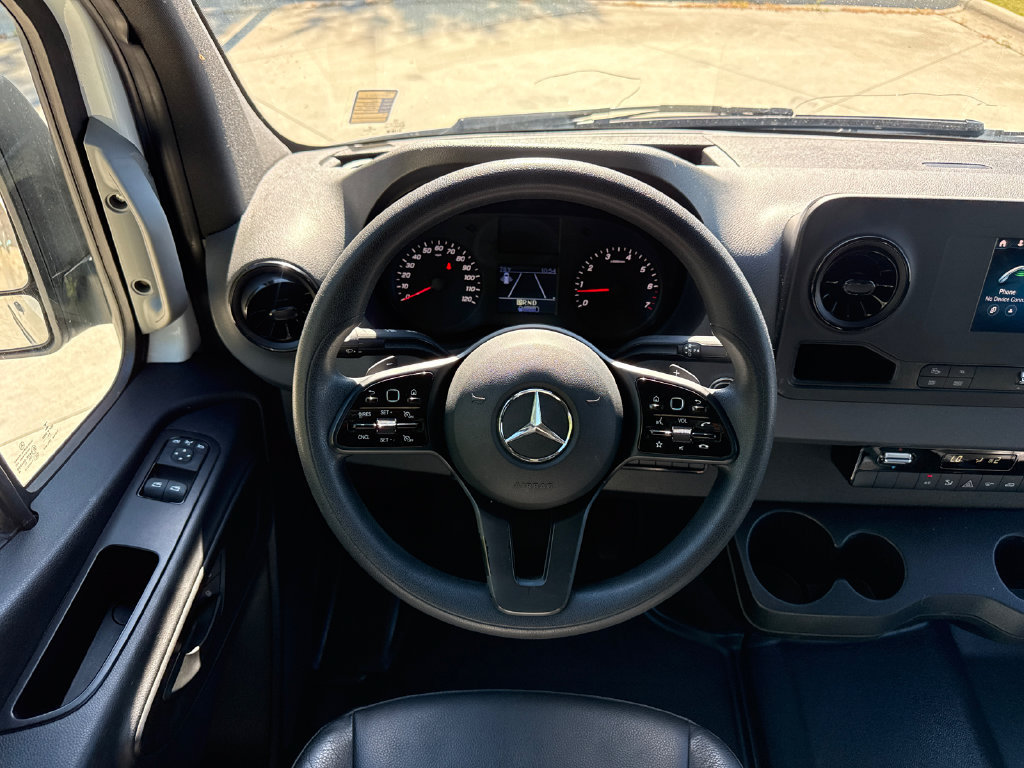 Used 2020 Mercedes-Benz Sprinter 2500 image 19